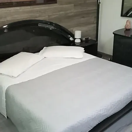 Pompeiana בית נופש *